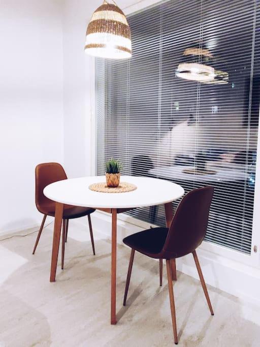 New Studio Cherry Near Helsinki Airport In Kivistoe Vantaa Extérieur photo